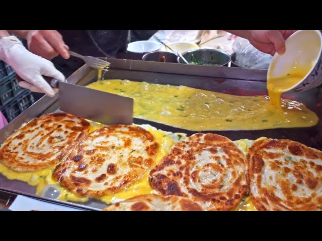 Taiwan Breakfast Street Food: Egg Pancake Rolls and More
