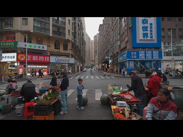 Walking Tour of a Chinese County Town: Longli, Guizhou — Real Street Life in 4K