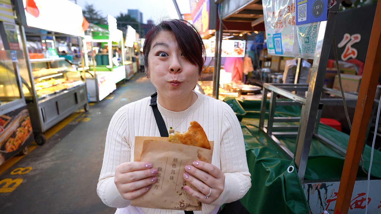 Trying China Street Food at Zhi Cun Night Market, Beijing