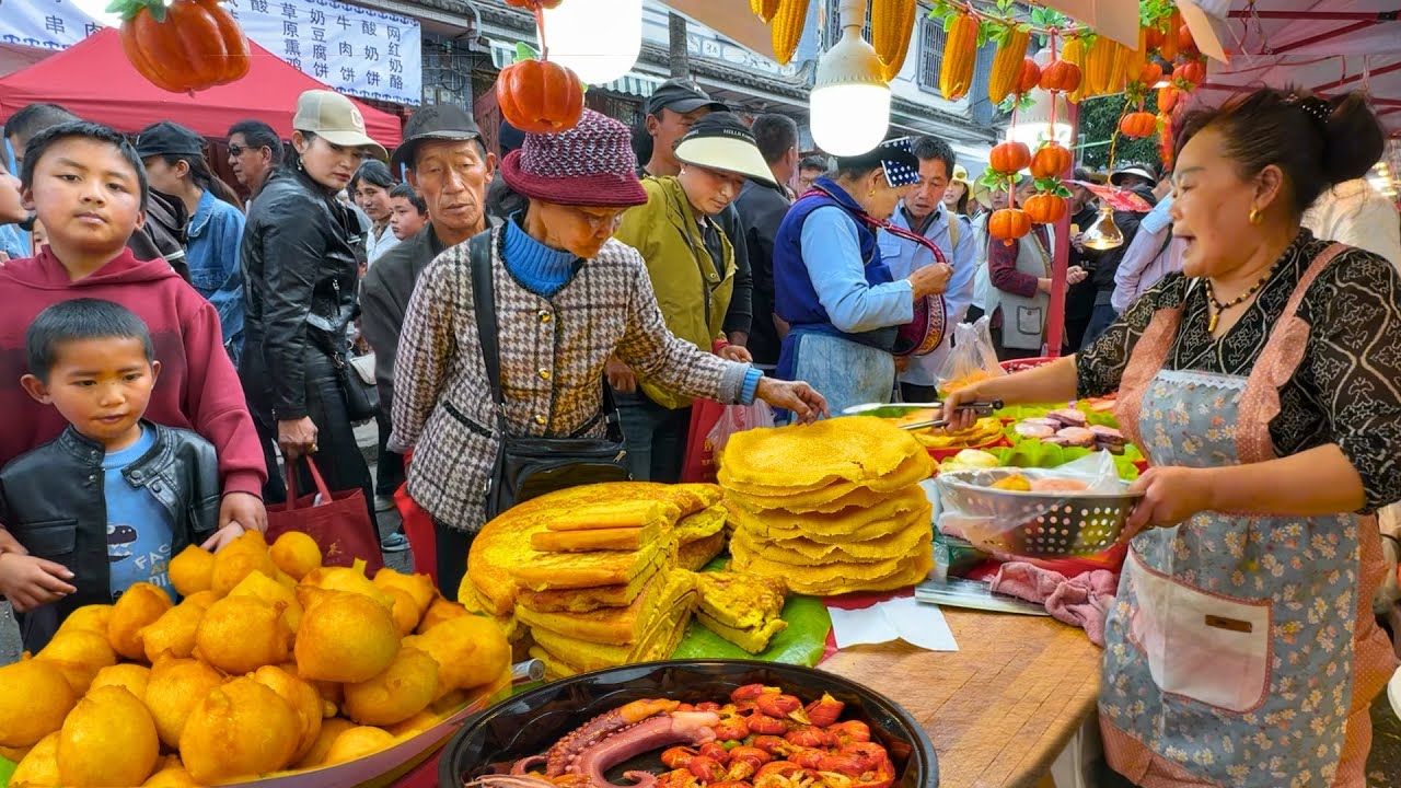 China Street Food Paradise in Dali, Yunnan — Endless Eats, Nonstop Crowds and Local Snacks