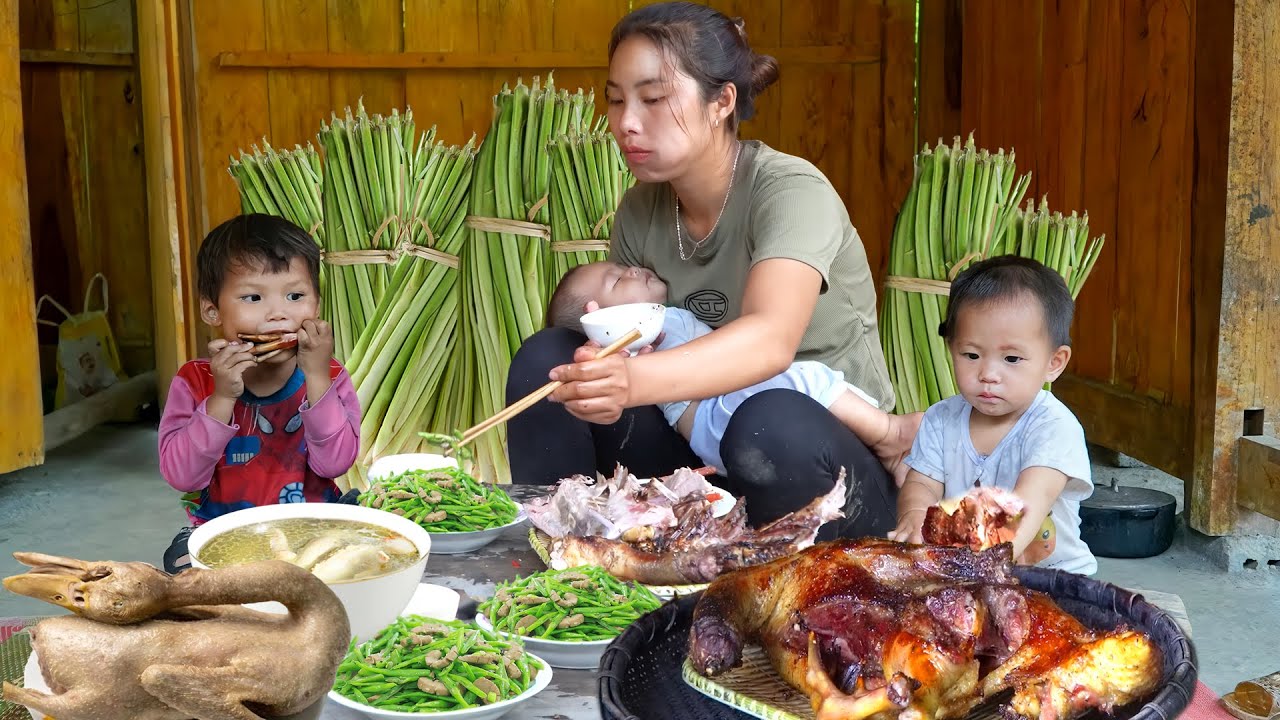 How to Make Roast Duck: Harvesting Lemongrass & Cooking Food with a Single Mom in Rural China
